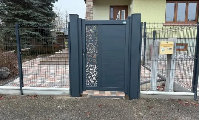 Installation d'un portail coulissant et d'un portillon assorti à Haguenau, Haguenau, Technic’Jardins